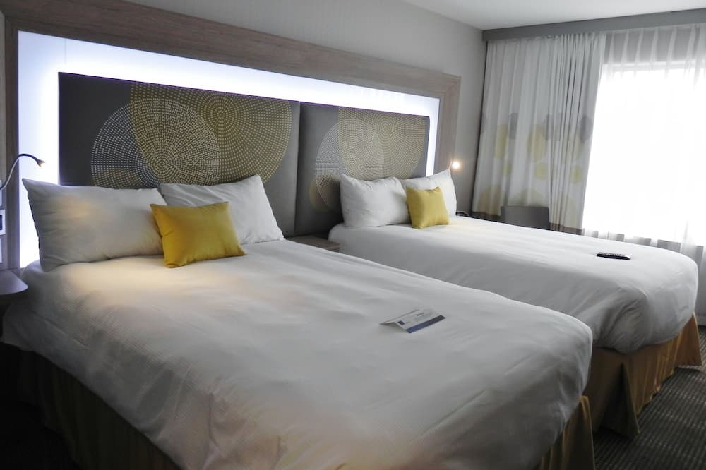 ダブルツリー バイ ヒルトン オタワ ダウンタウン 写真