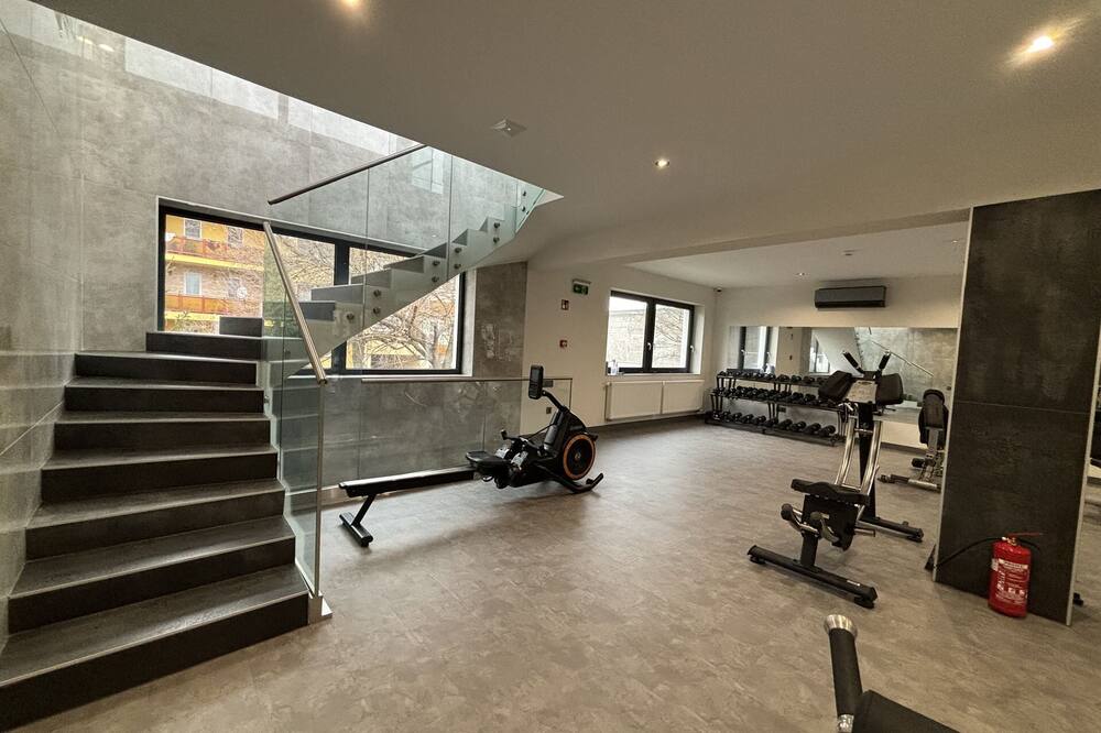 イコニック スパ パンツィオ 写真