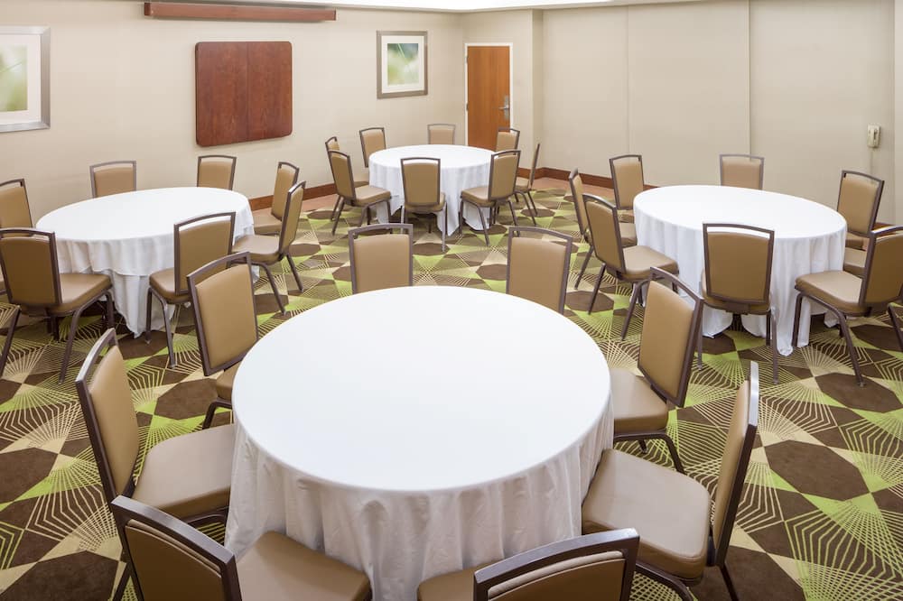 ホリデイ イン マンチェスター エアポート バイ IHG 写真