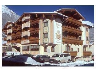 アルペンホテル チレルホフ 写真