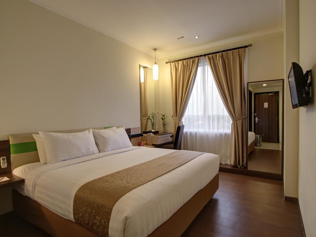 ホテル ダファムペカロンガン 写真