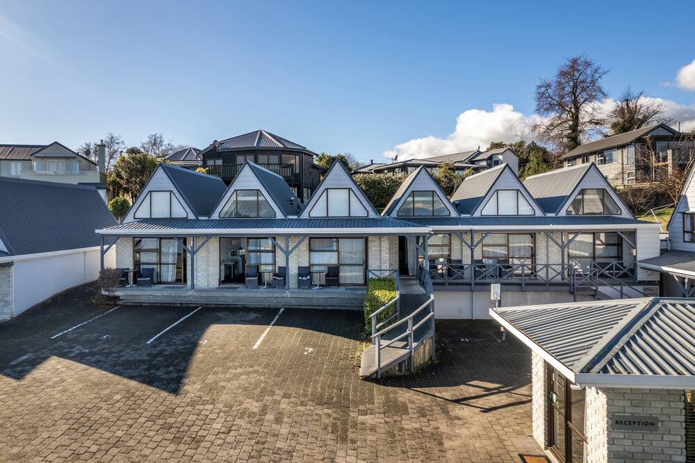 Gables Lakefront Resort 写真