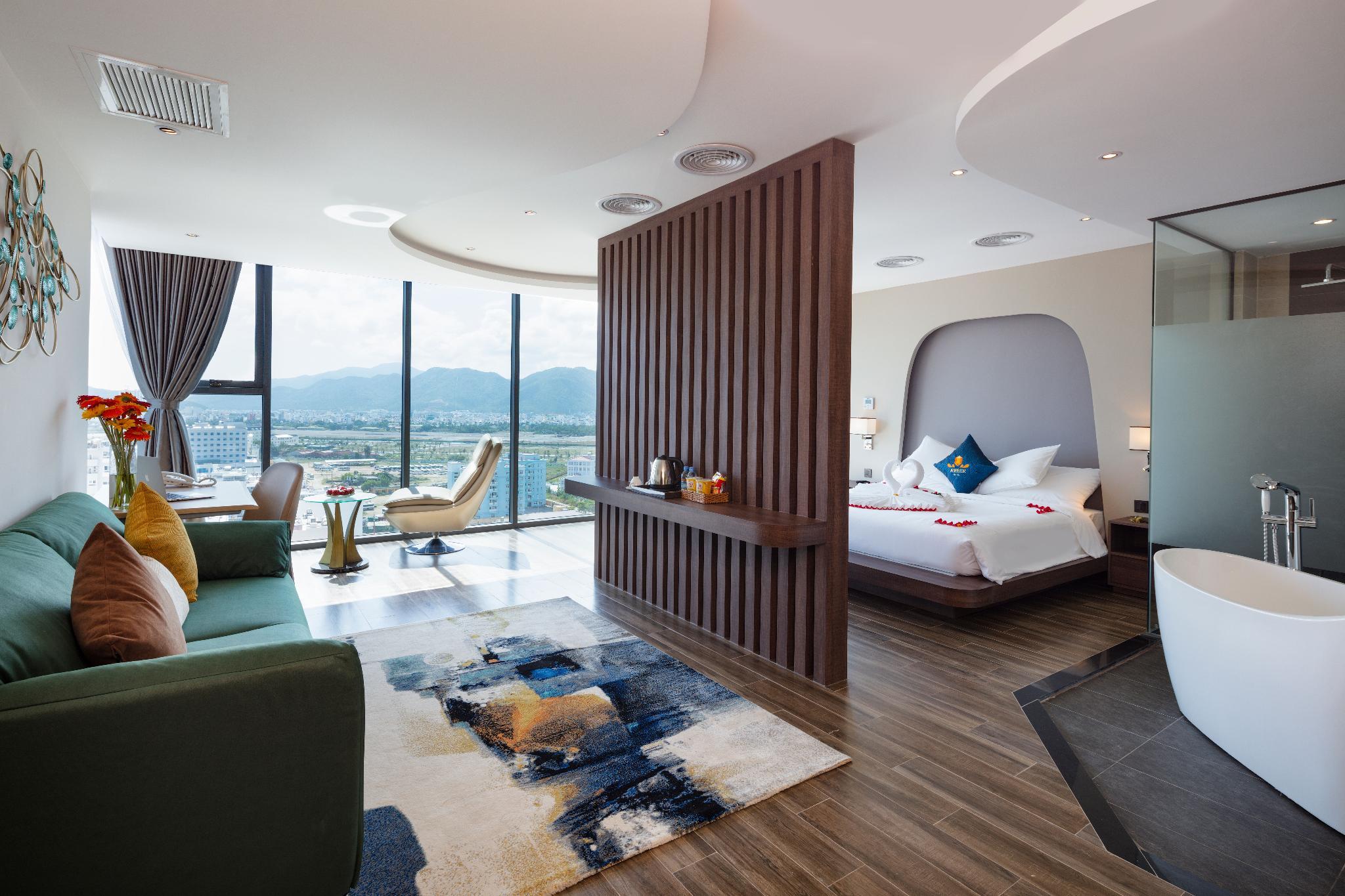 アンバー ニャチャン ホテル 写真