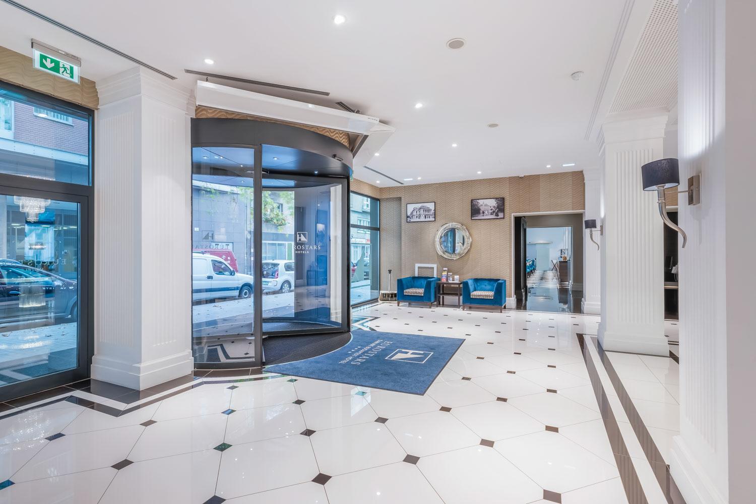 ユーロスターズ ダニューブ ブタペスト 写真