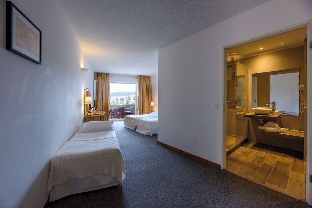 ホテル ル ティルバリー 写真