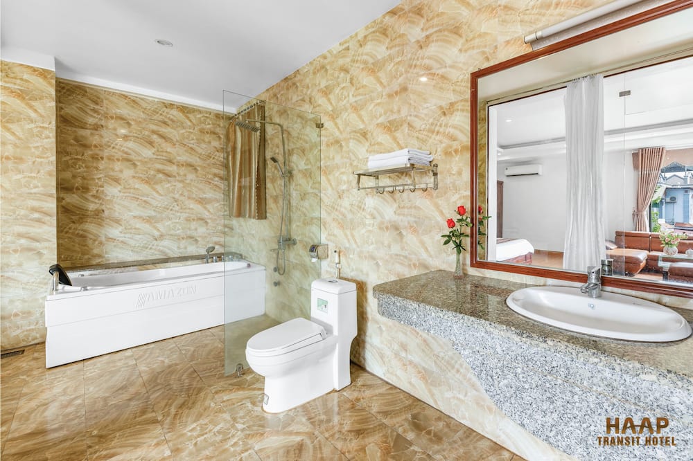 ハープ トランジット ホテル 写真