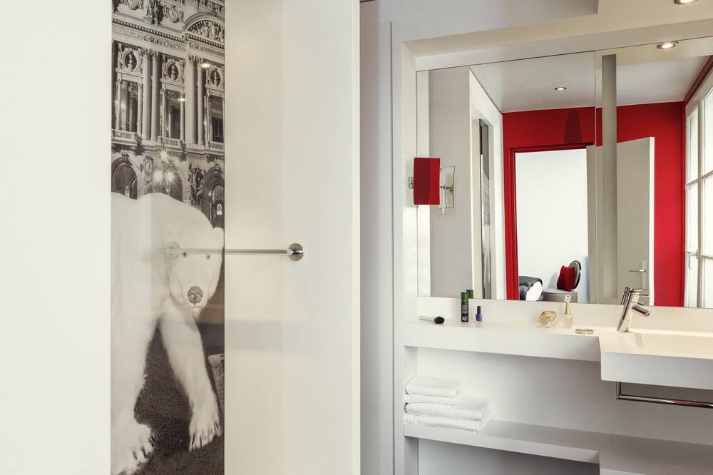 メルキュール パリ オペラ ルーヴル 写真