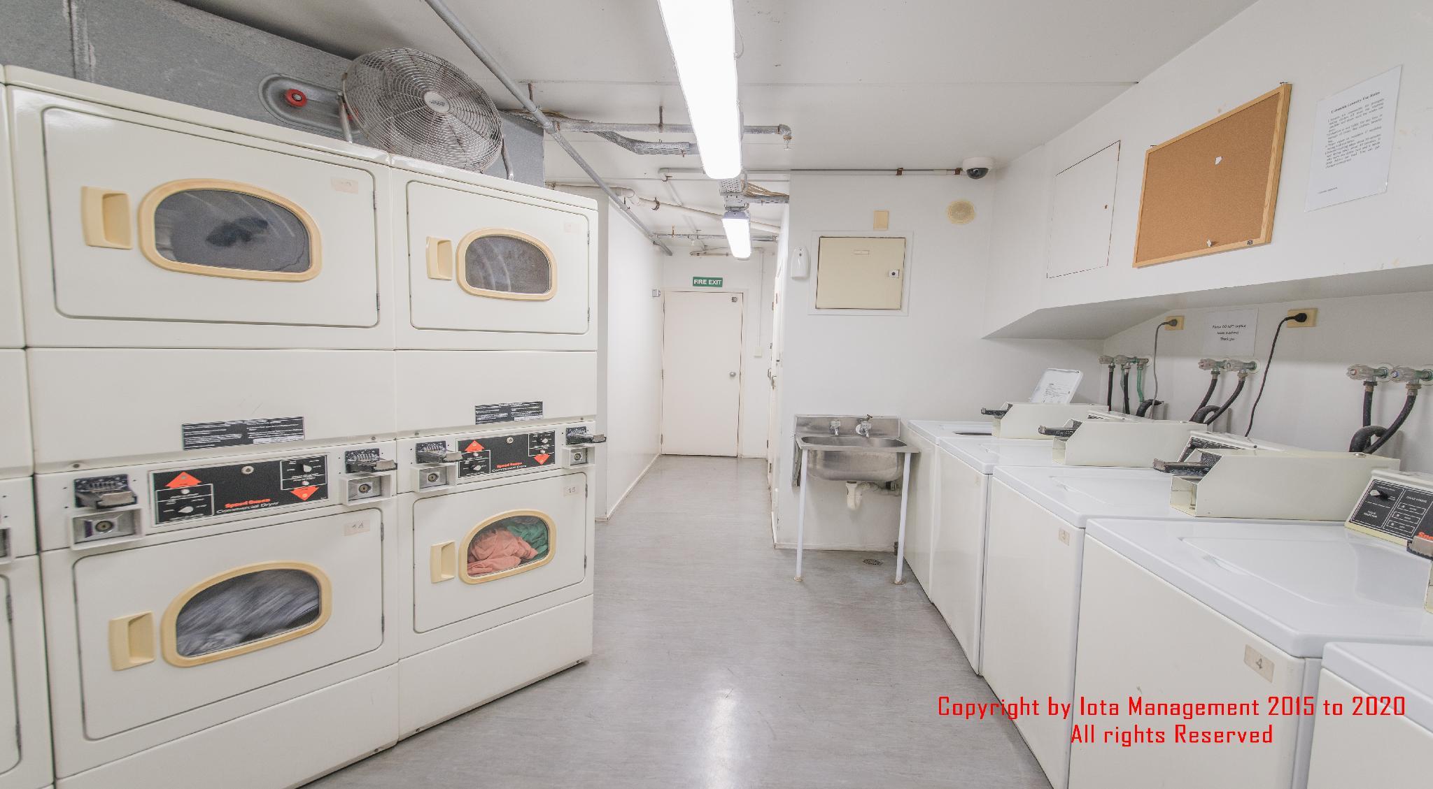 コロンビア アパートメンツ 写真