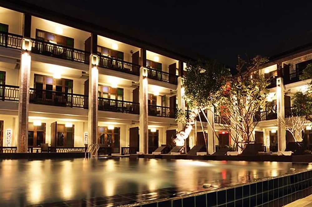 デ ランナ ホテル 写真