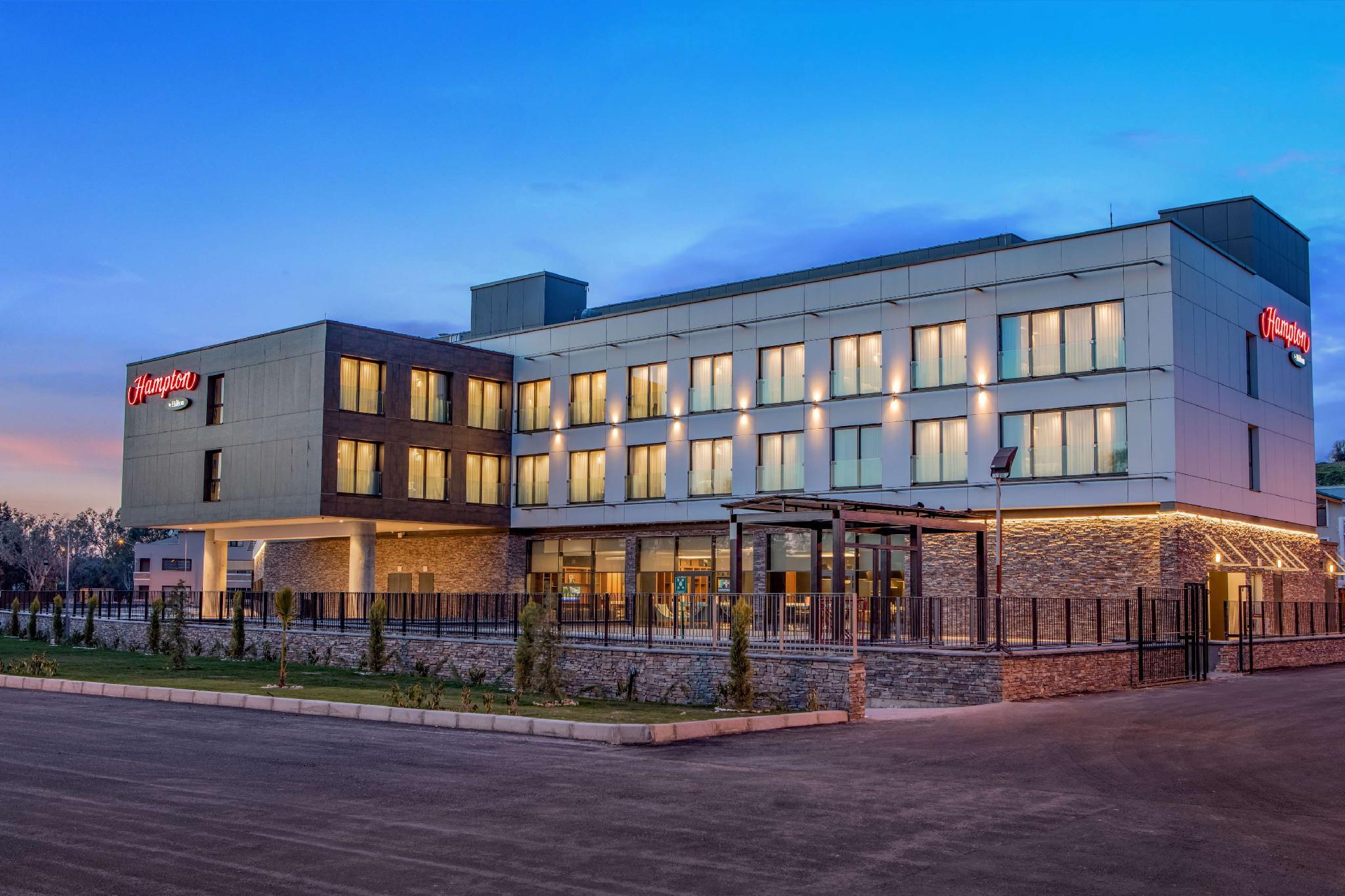 Hampton by Hilton Izmir Aliaga 写真