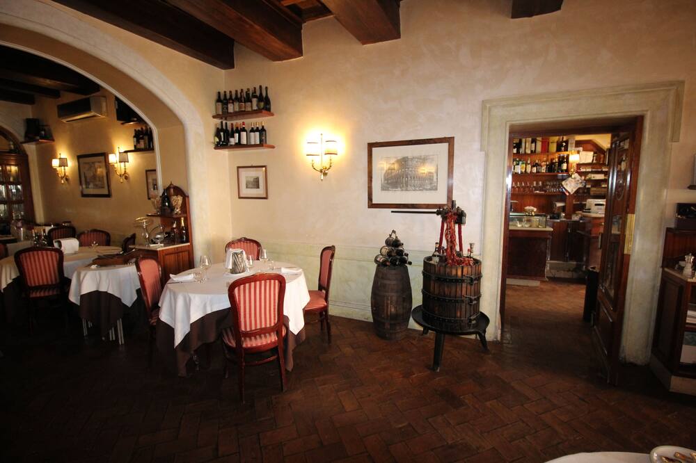 アルベルゴ アブルッツィ 写真