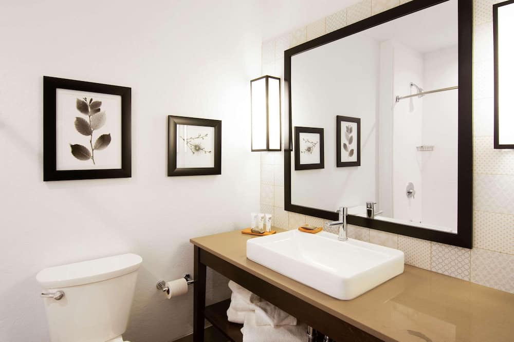 カントリー イン & スイーツ、ラディソン フラッグスタッフ ダウンタウン アリゾナ 写真