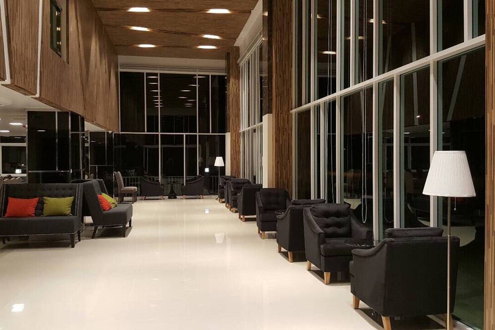 Chaisaeng Villa 写真