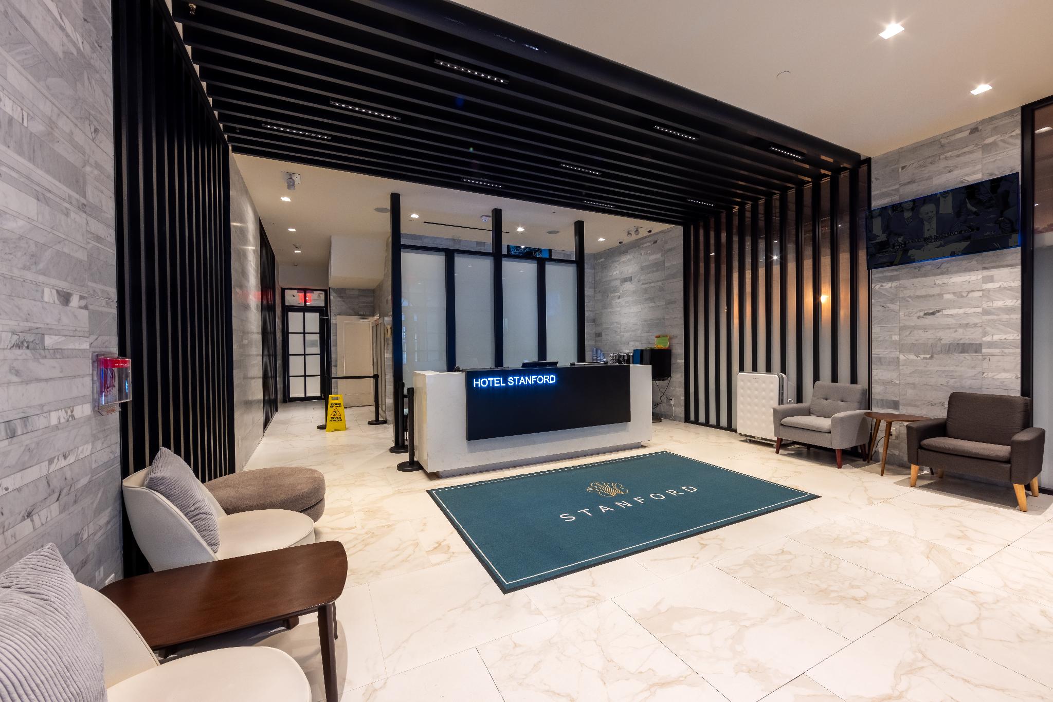 ホテル スタンフォード 写真