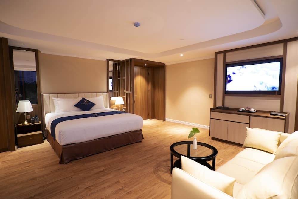 ミレニアム ヒューホテル 写真