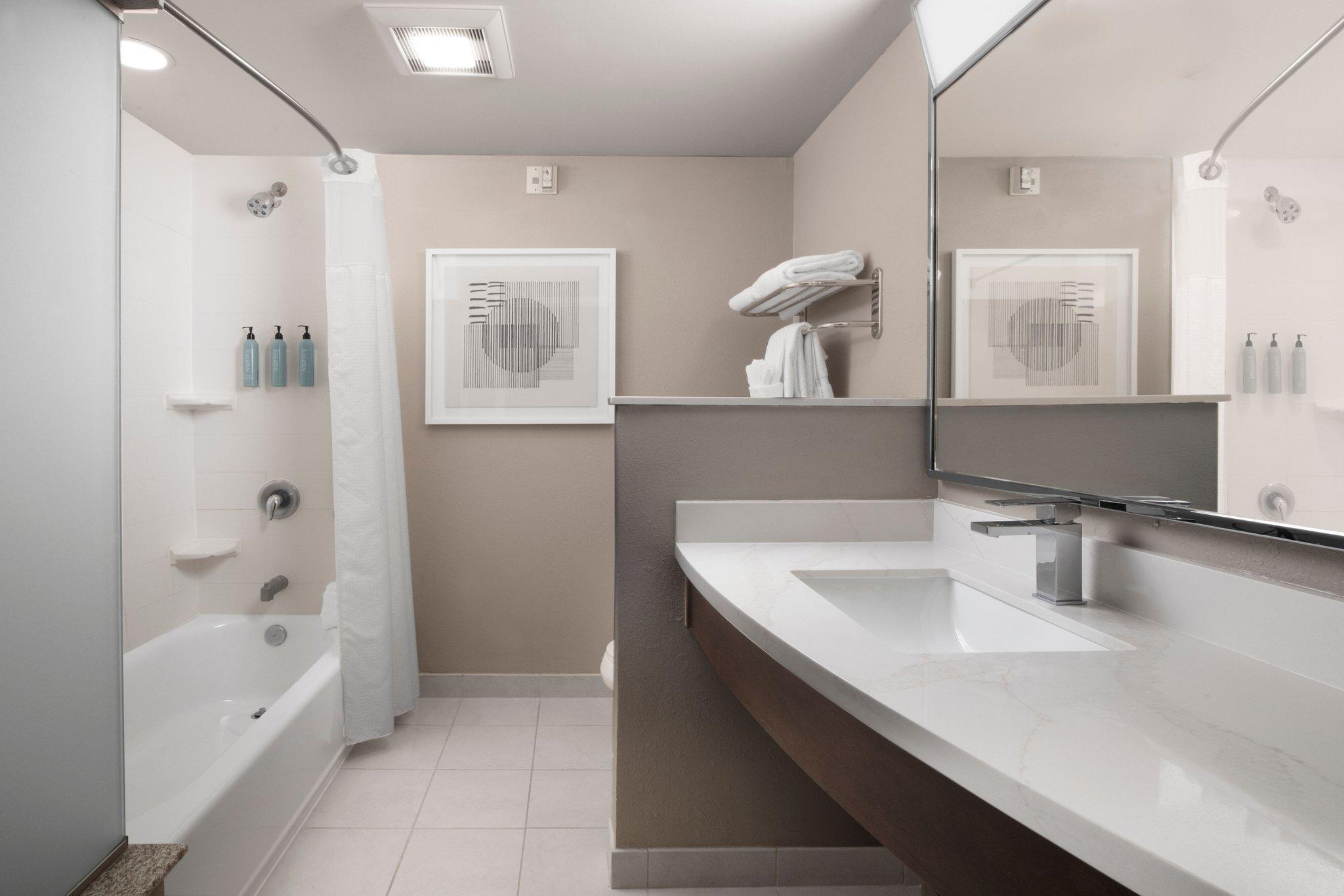 Courtyard by Marriott Galveston Island 写真