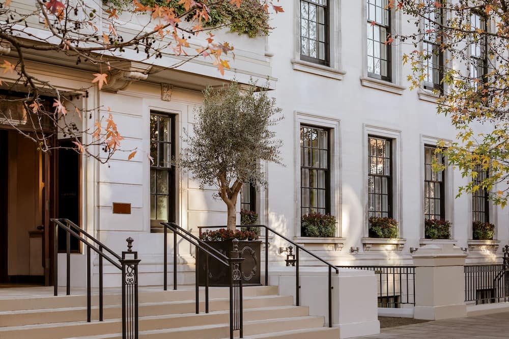 タウン ホール ホテル 写真