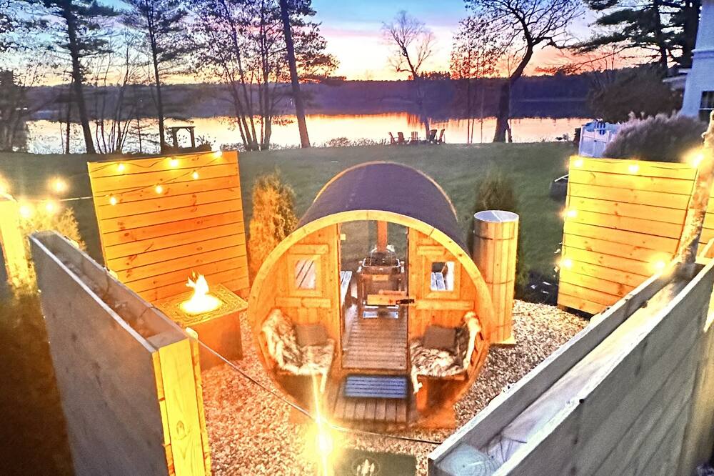 ウルフ コーヴ イン 写真