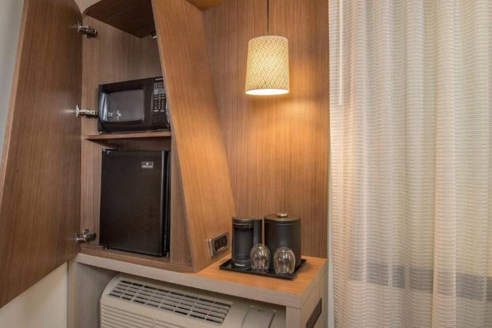 Courtyard by Marriott Wayne Fairfield 写真