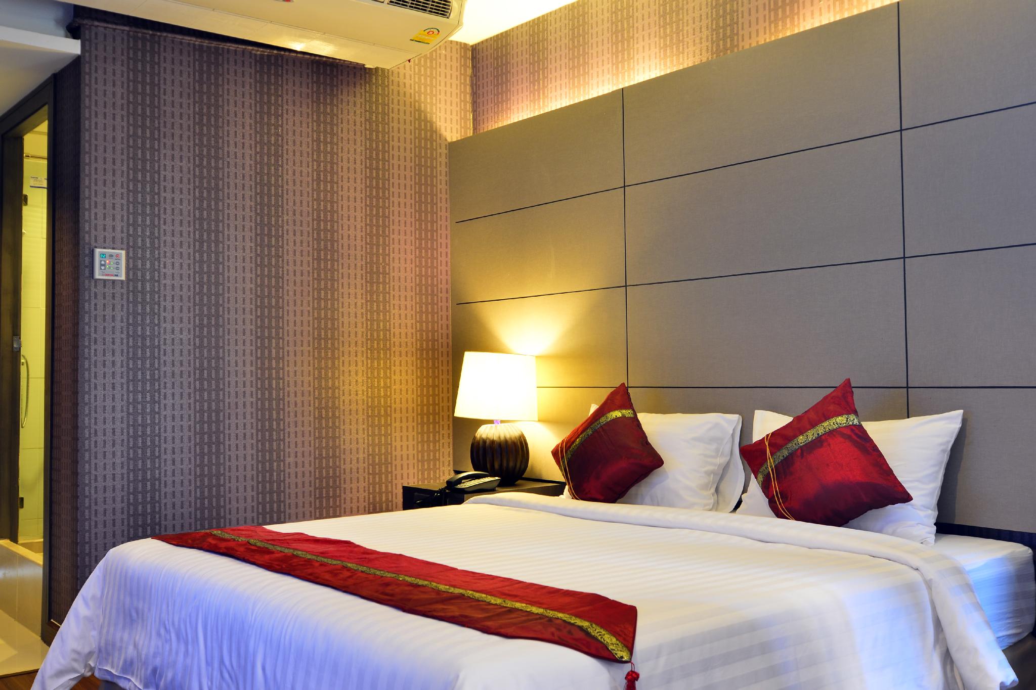 ザ 93 ホテル 写真