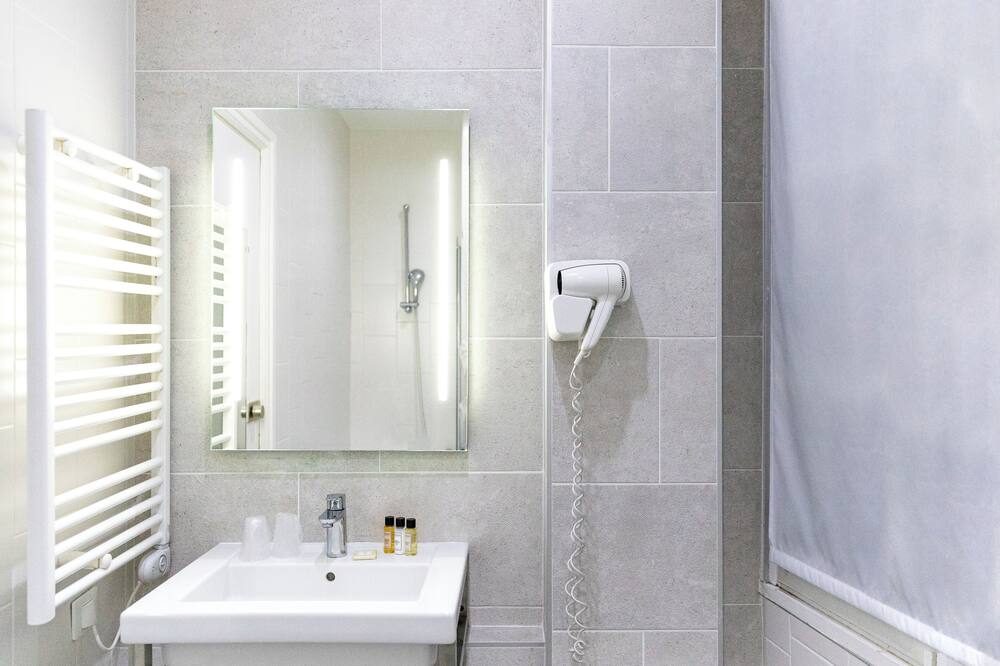 テラス プーラール ホテル 写真