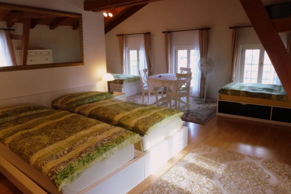 ホテル セントラル コンチネンタル 写真