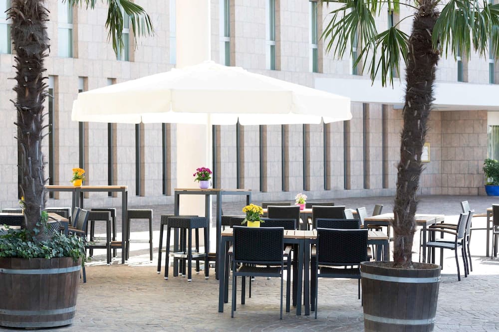 ノボテル フライブルク アム コンツェルトハウス 写真