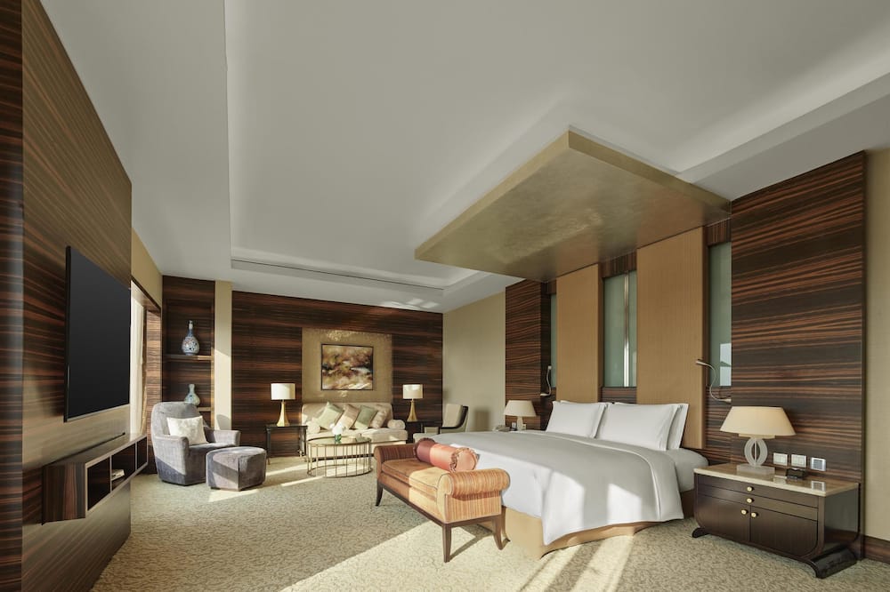 ヒルトン ヘフェイ 写真