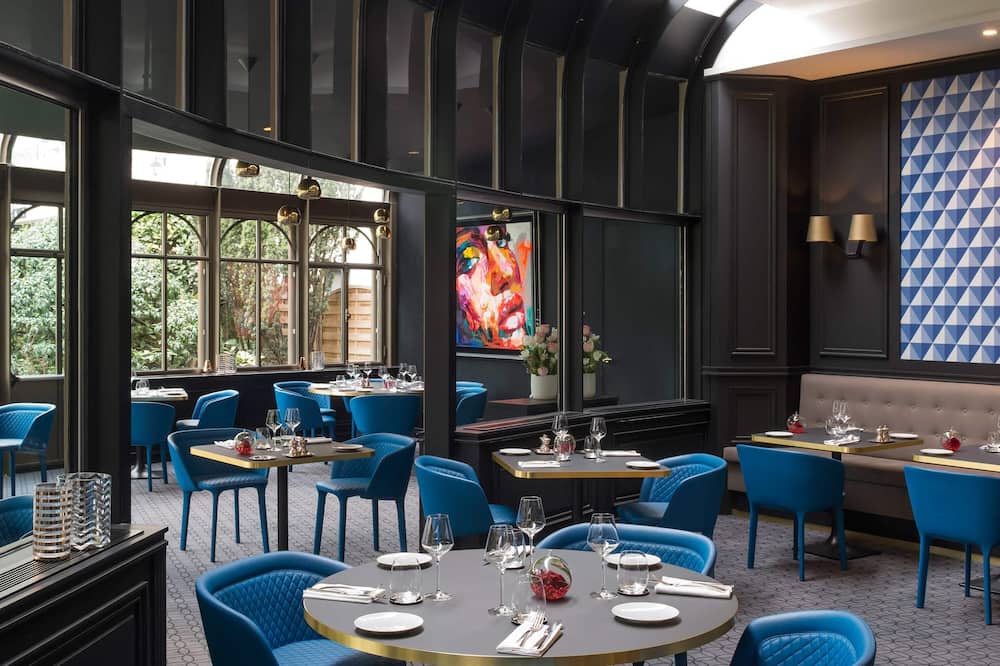 グラン オテル ラ クロッシュ ディジョン エムギャラリー コレクション 写真