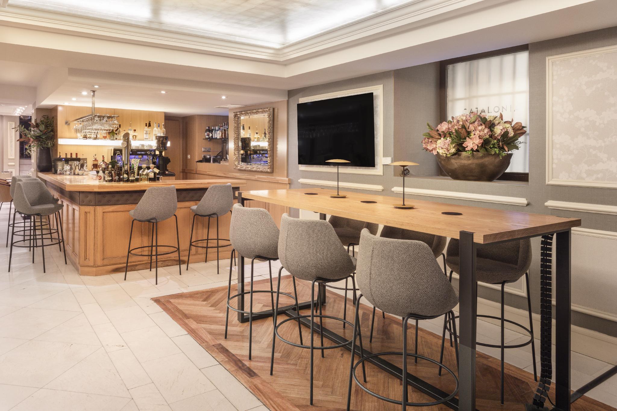 カタロニア ラス コルテス ホテル 写真