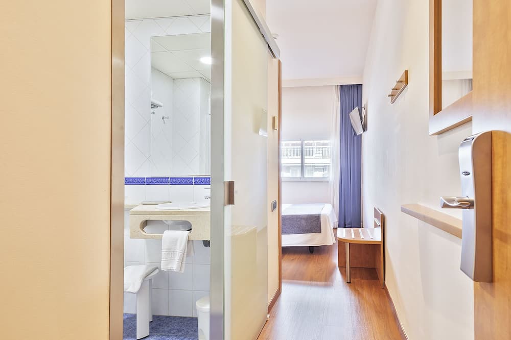 ホテル アクタ アンティベス 写真