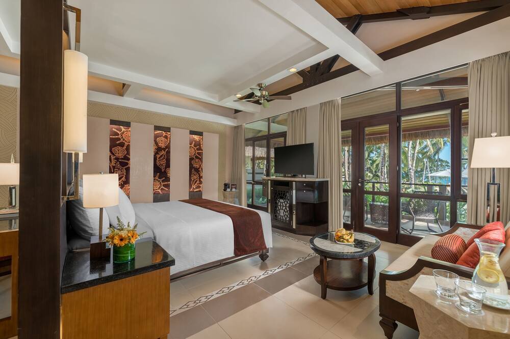 ヘナン リゾート アローナ ビーチ 写真