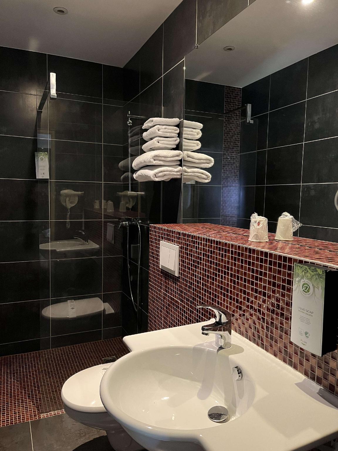 キリヤド オセール - アポイグニー 写真