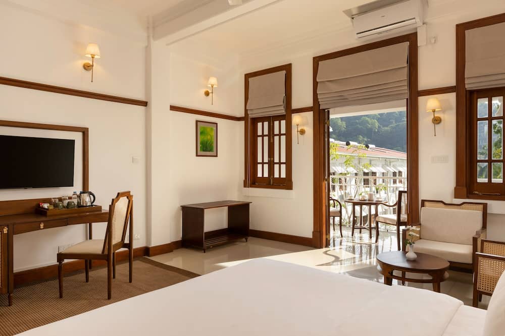 ホテル スージー 写真