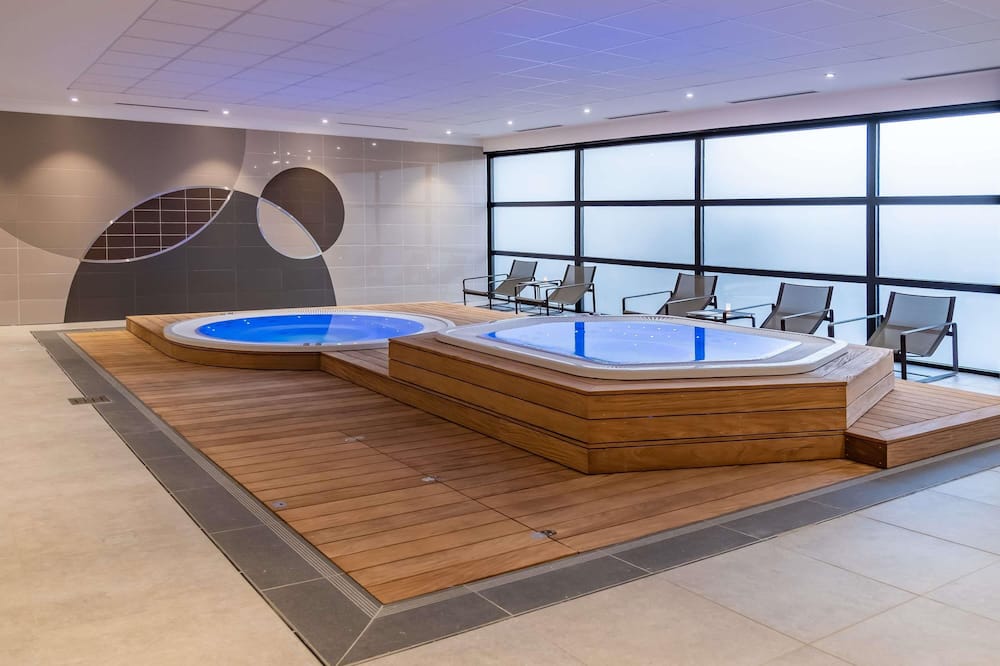 ノボテル サン カンタン アン イブリーヌ 写真