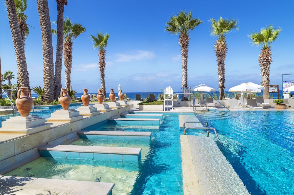 Alexander The Great Beach Hotel 写真