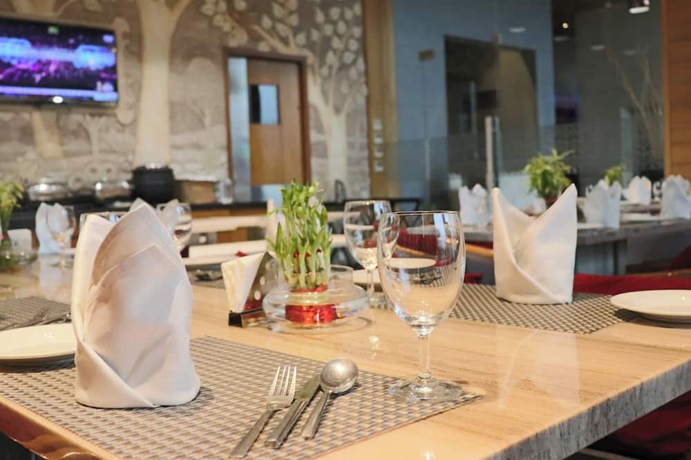 シュリー カナク ホテル 写真