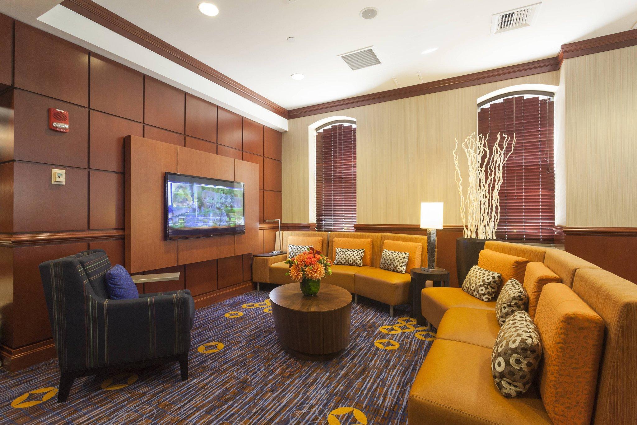 Courtyard by Marriott Boston Copley Square 写真