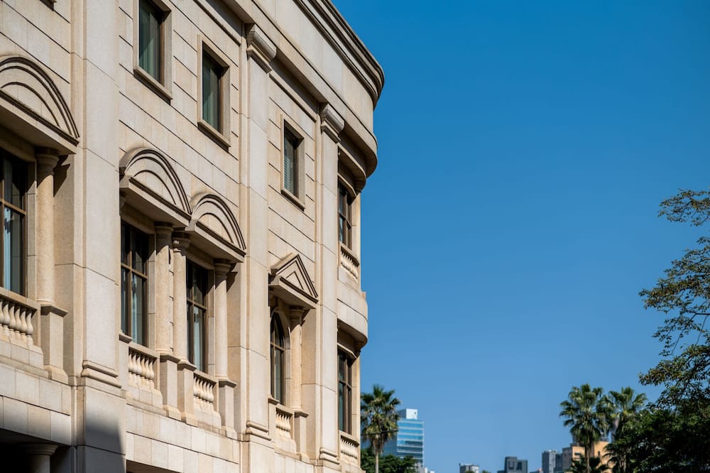 ランソン プレイス コーズウェイ ベイ ホンコン 写真