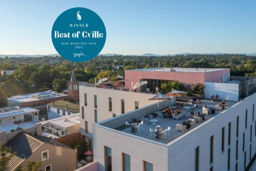 The Doyle Hotel 写真