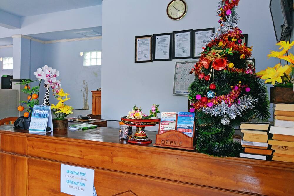 スランガン イン ミンバー 写真