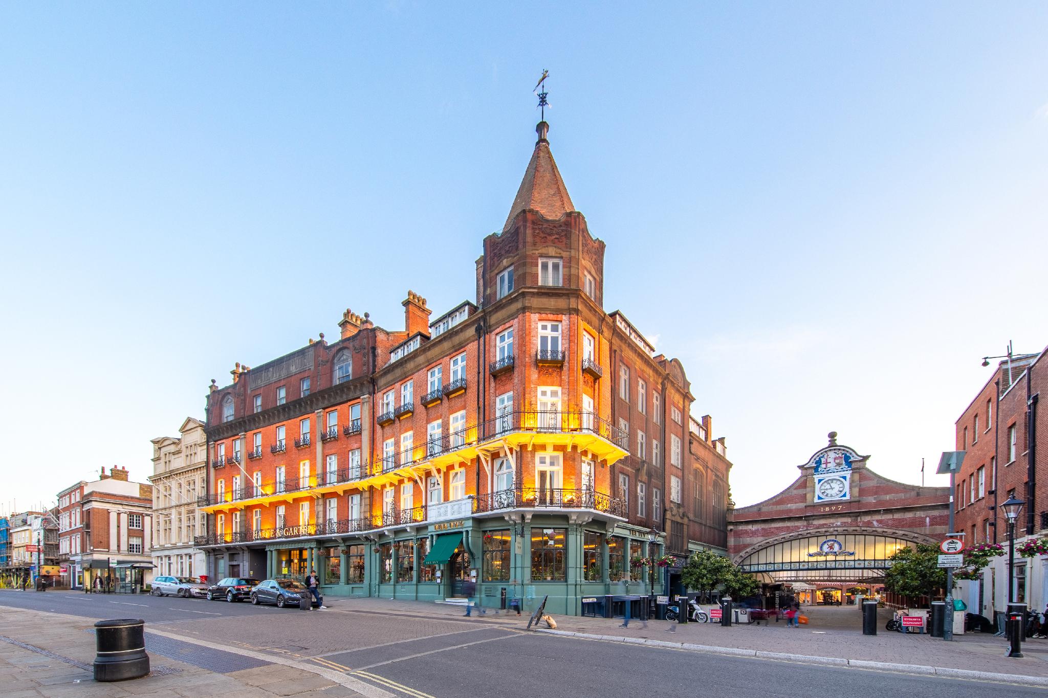 ハート アンド ガーター ホテル 写真