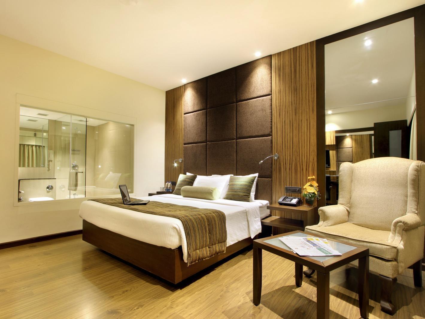 エクスプレス タワーズ ホテル 写真