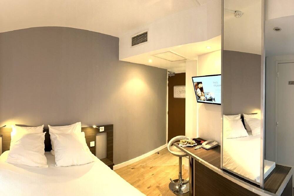 ル クストール ホテル 写真