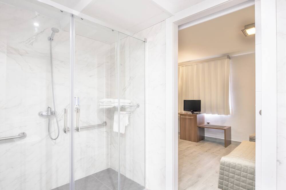 BS Principe Felipe 写真