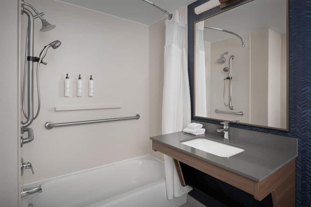 フェアフィールド イン & スイーツ バイ マリオッ トロアノーク ホリンズ / I-81 写真