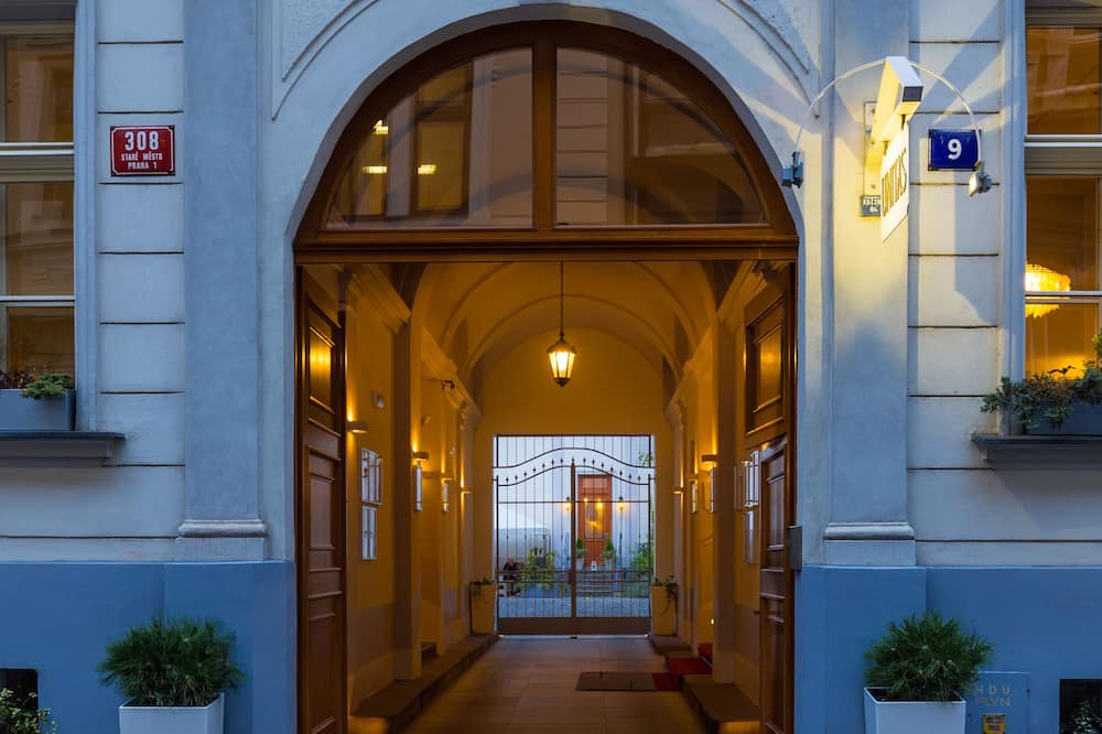 ウニタス ホテル 写真