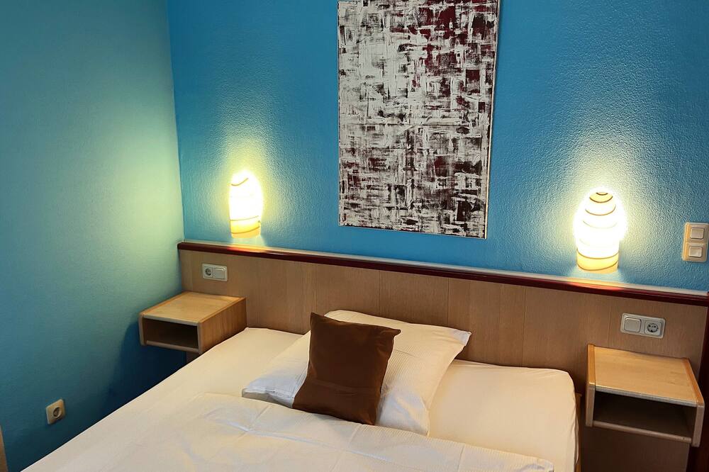 Hotel Stadt Hamburg am Fluss Saarbrücken 写真