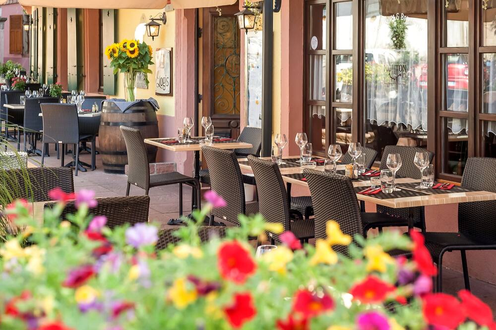 Logis Hôtel-Restaurant du Mouton 写真