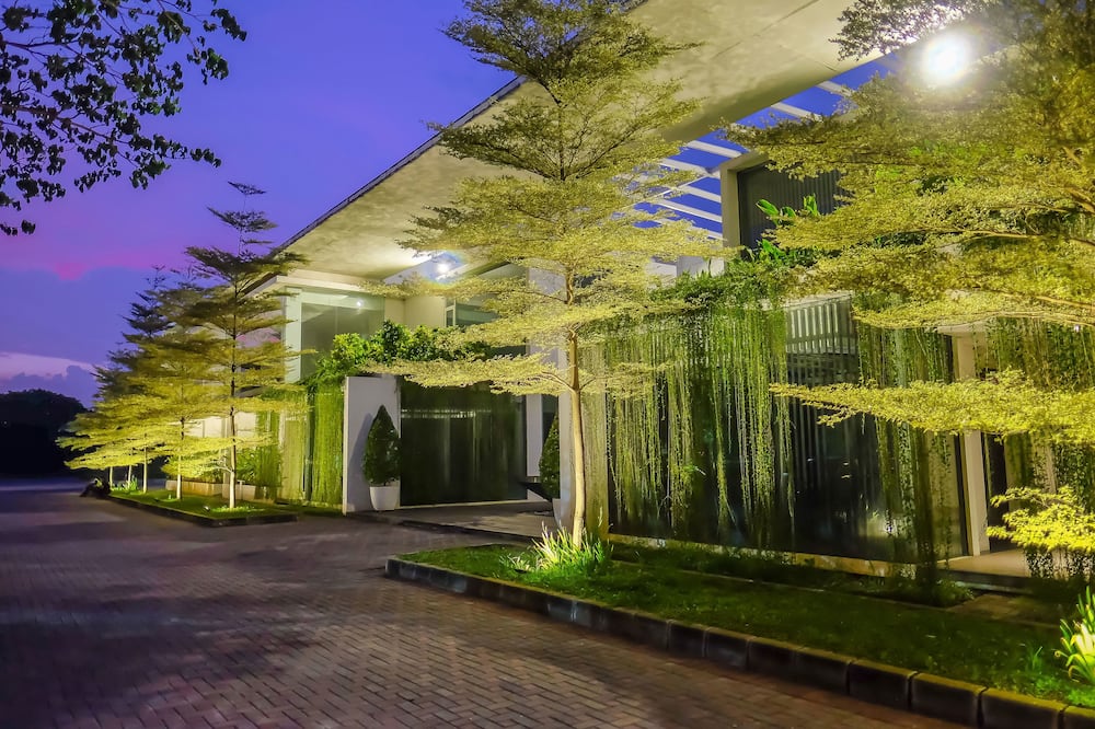 FM7 リゾート ホテル バンダラ ジャカルタ エアポート 写真